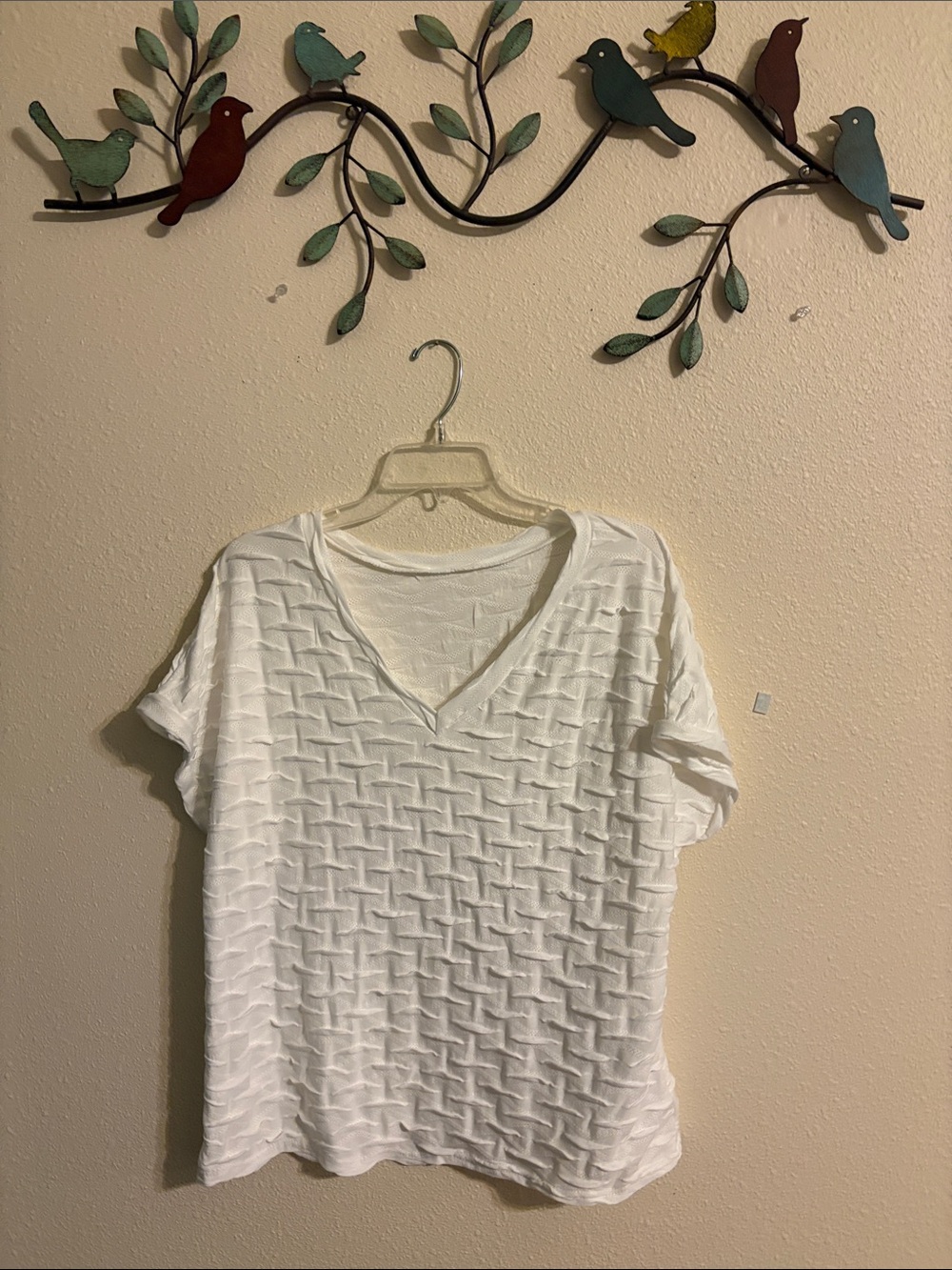 Women's Textured V-Neck Top - White